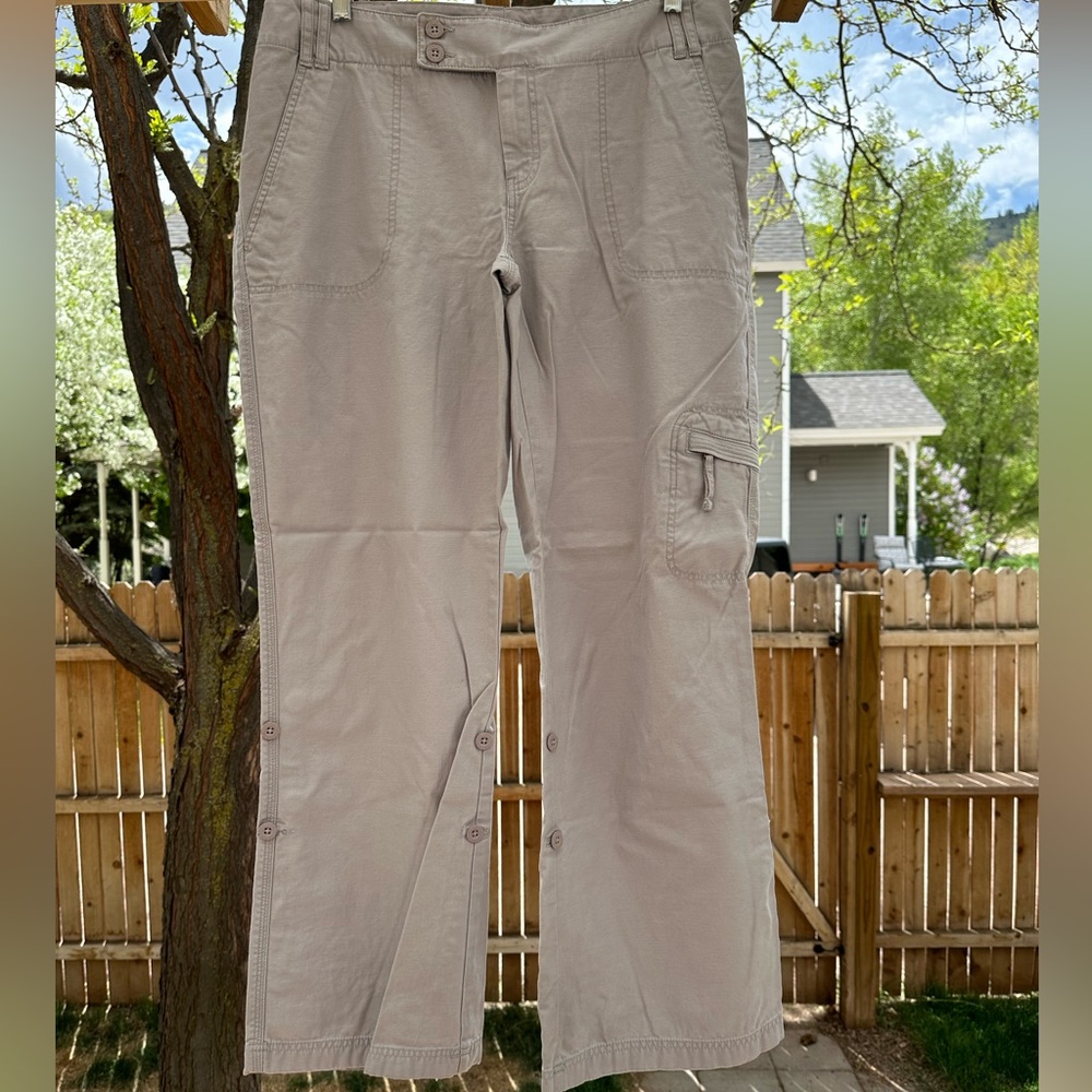 The North Face Libra Cargo Utility Pants 3 Lengths Light Gray size 14